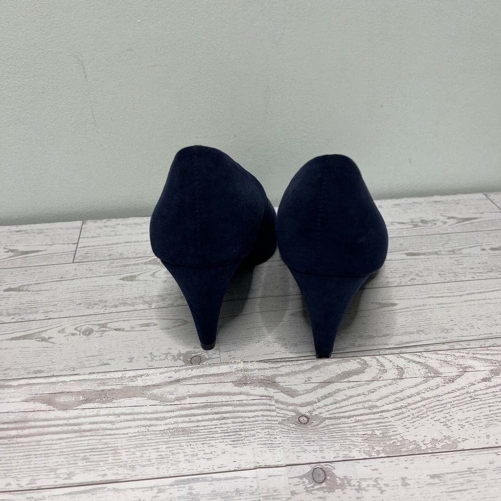 American Rag Felix Navy Blue Faux Suede Round Toe Pumps Heels AR AFELIX 7M - Picture 7 of 11